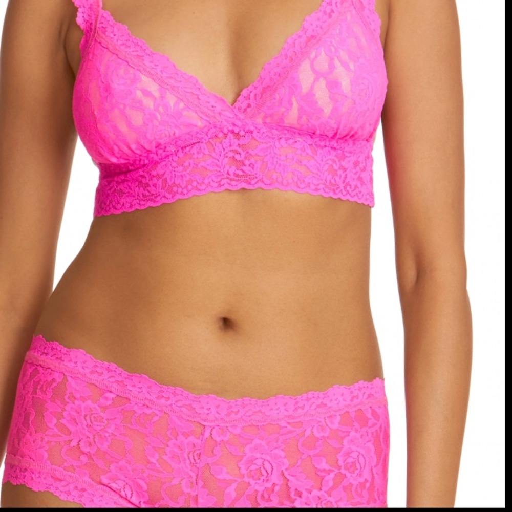 NWT- HANKY PANKY Set Crossover bralette and Boyshort- Hot Pink XS